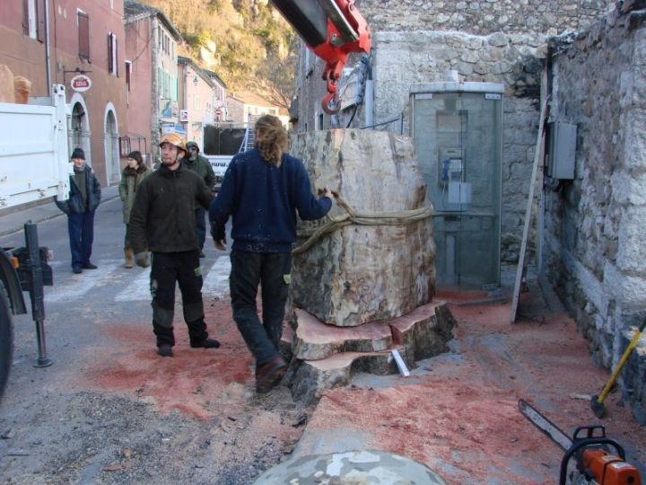 Jusqu'au bout la cabine de verre est preservée