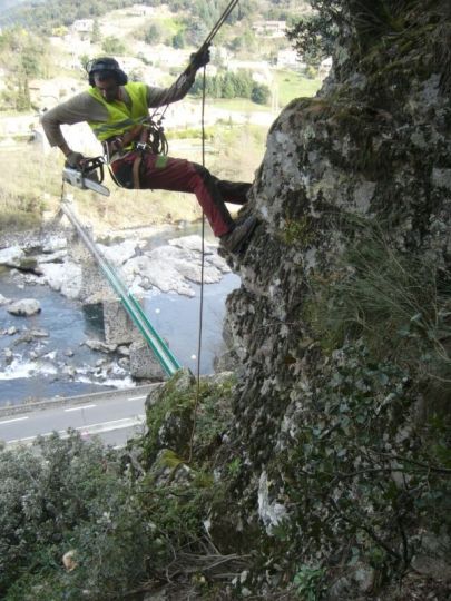 Le baudrier n'est pas superflu